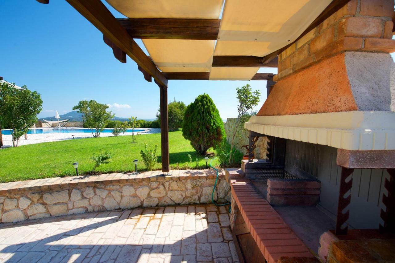 Villa Petrino Halikounas Extérieur photo