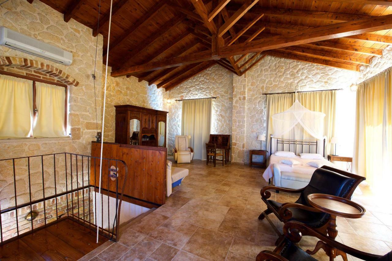 Villa Petrino Halikounas Extérieur photo