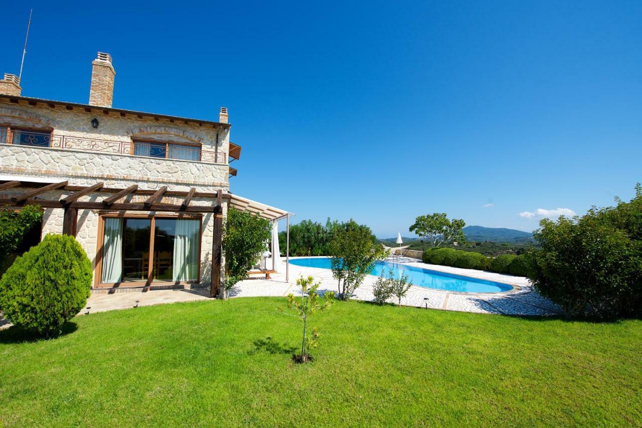 Villa Petrino Halikounas Extérieur photo