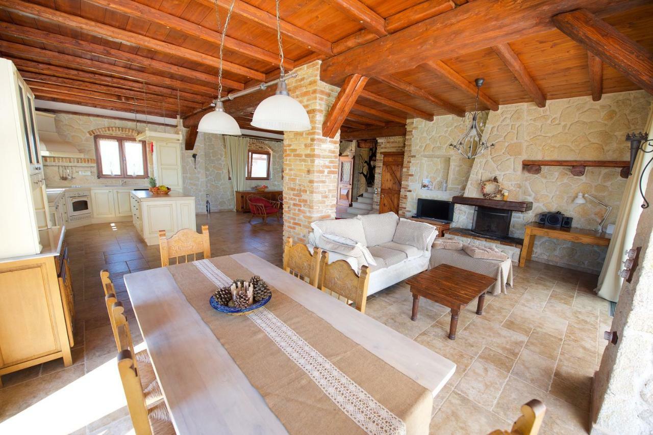 Villa Petrino Halikounas Extérieur photo