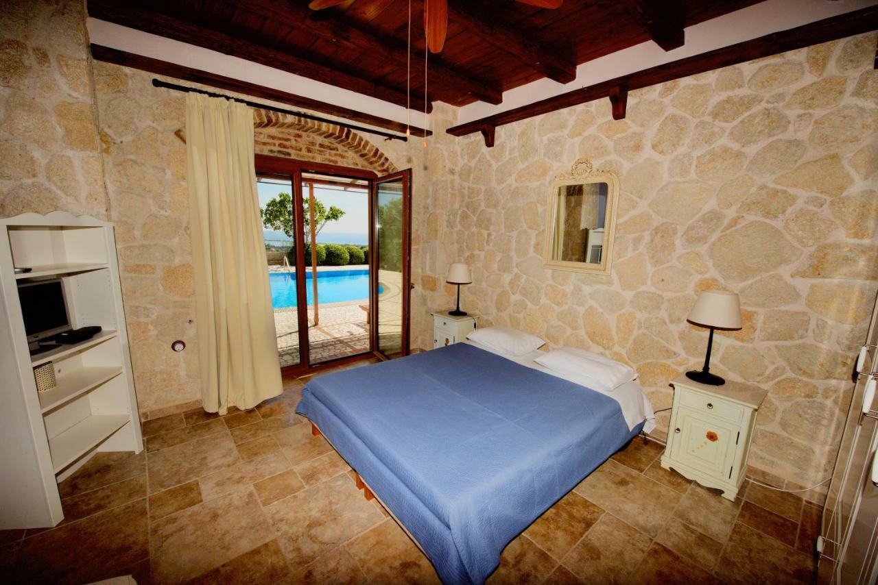 Villa Petrino Halikounas Extérieur photo