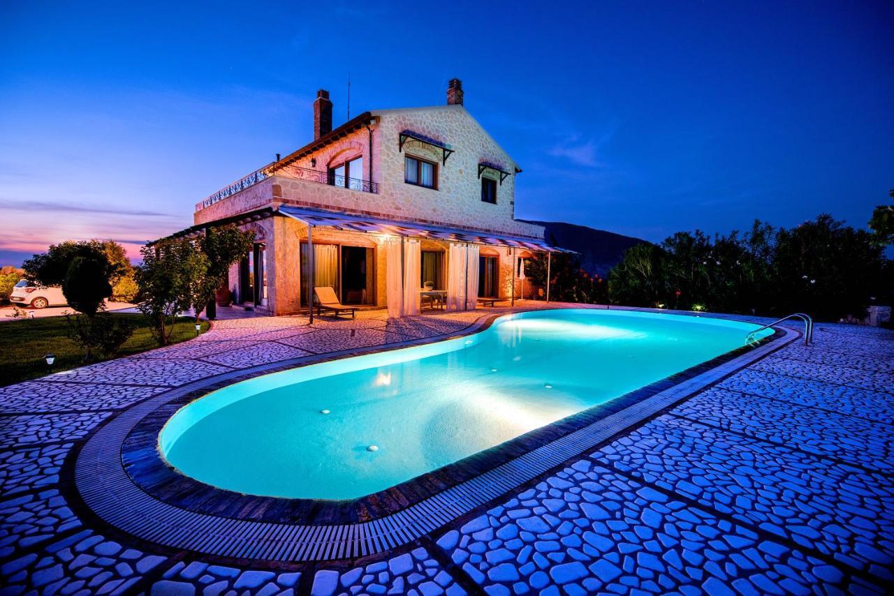 Villa Petrino Halikounas Extérieur photo